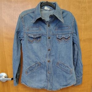 Jandy Jeans Vintage Denim Button Down Shirt